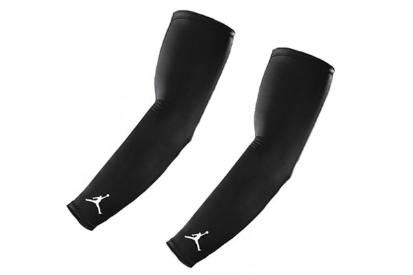 Air jordan arm 2024 sleeves